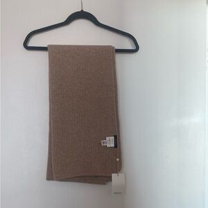 Quince Beige cashmere Scarf